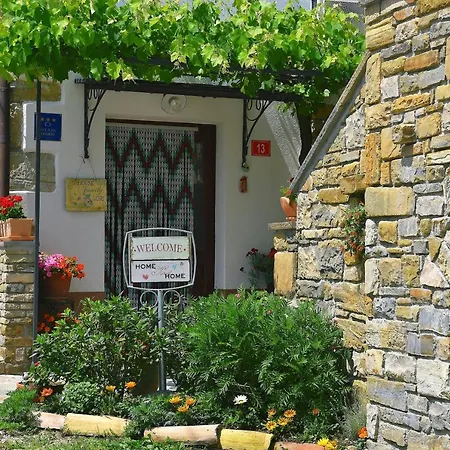 House With Wifi Paz, Istria - Sredisnja Istra - 16623 *