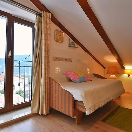 House With Wifi Paz, Istria - Sredisnja Istra - 16623 Дом отдыха
